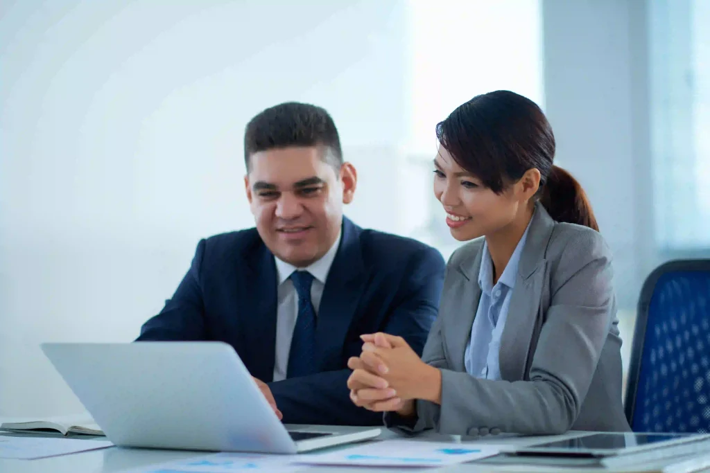 Asesoría legal con abogados corporativos para empresas​